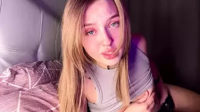 Erotic Virtual Sex Story: Business Trip Fuck Session Ends in Cumshot