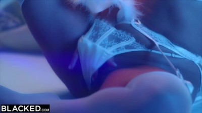 Gorgeous MILF Satisfies Her BBC Lust