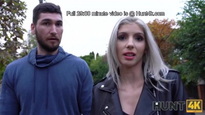 Ultimate Guide: How to Pick Up Hot Babes on Camera