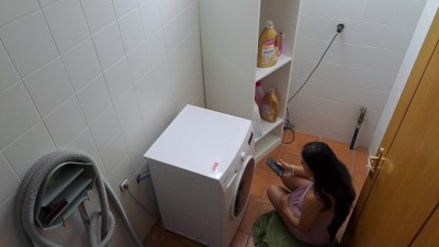 Naughty Housewife Gets Down and Dirty with the Handyman
