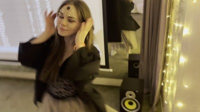 Fast fuck at a New Year's party samantha anderStepson bbw under the chimes