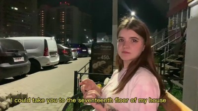 Подцепил школьницу на улице и трахнул её interracial bisexual porn в подъезде