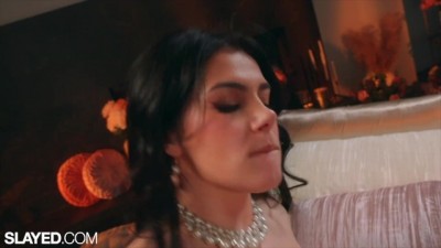 BFFs Go Wild: Scissoring & Cumming Hard